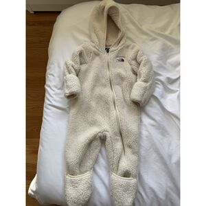 The North Face Campshire Bunting 12-18M | Sherpa One Piece Baby Suit VGUC